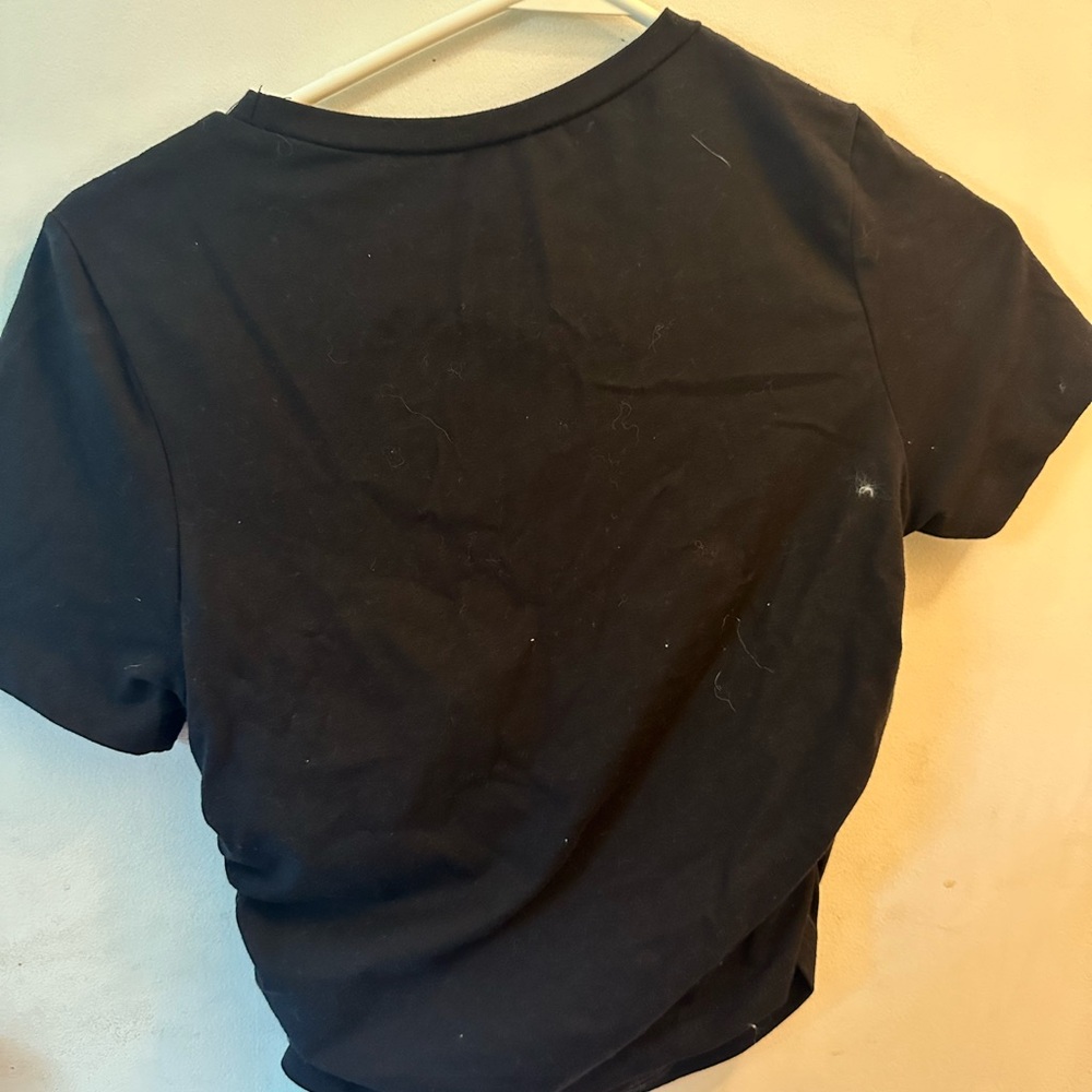 SHEIN Black and Orange Short Sleeve Tee with Handprint Design - Picture 2 of 3